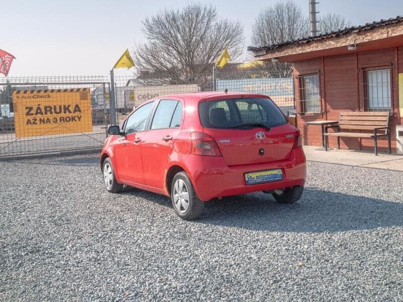 2008 Toyota Yaris - 8