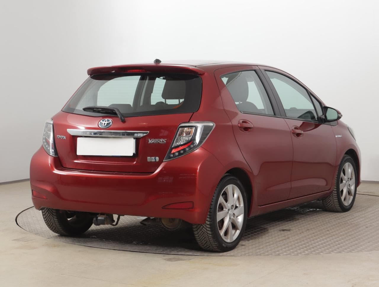 2013 Toyota Yaris - 7