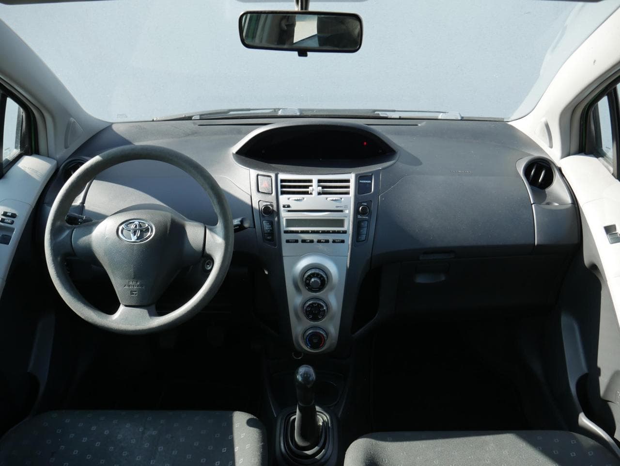 2008 Toyota Yaris - 8