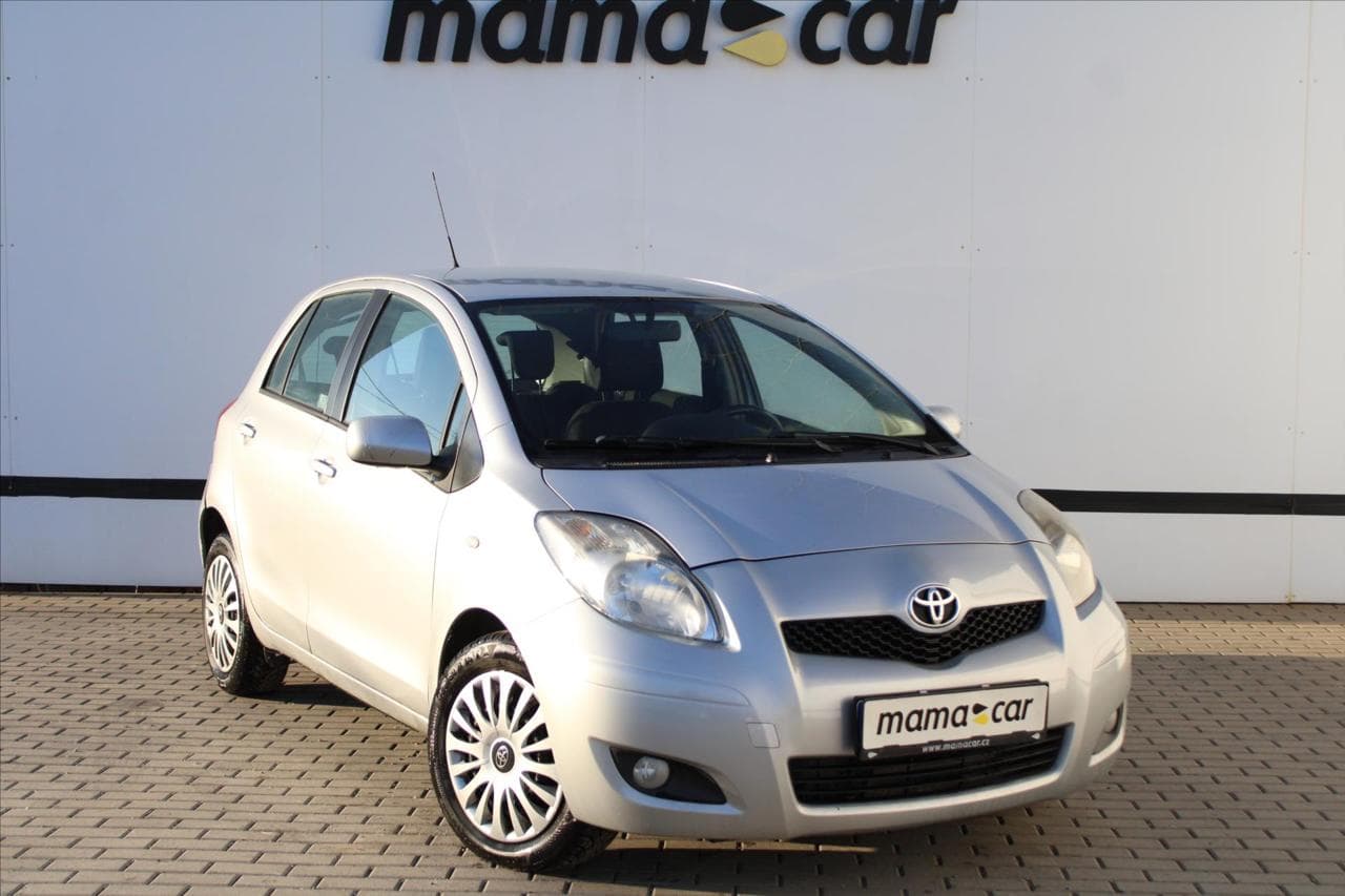 Toyota Yaris 1.3i 73kW KLIMATIZACE ČR hatchback