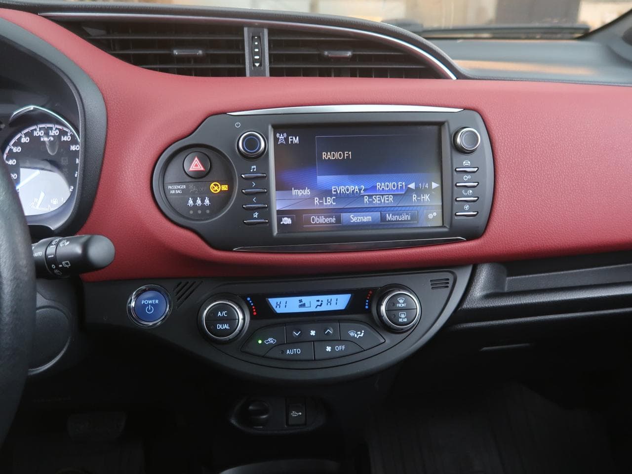 2017 Toyota Yaris - 18