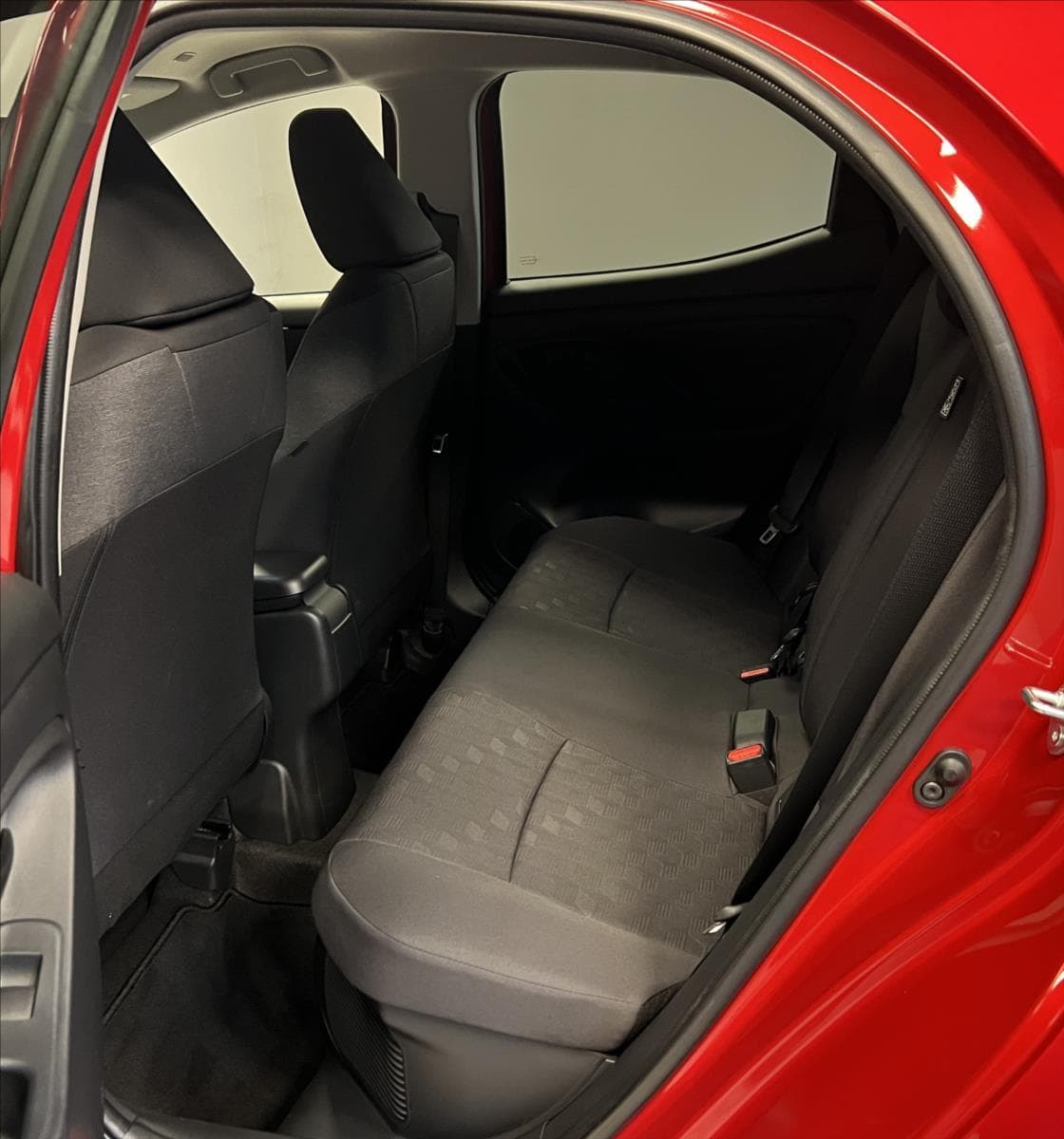 2024 Toyota Yaris - 10