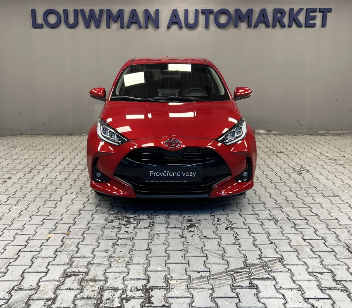 2024 Toyota Yaris - 4