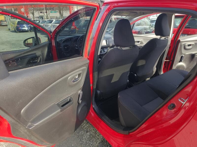 2018 Toyota Yaris - 8