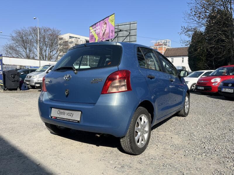 2007 Toyota Yaris - 5