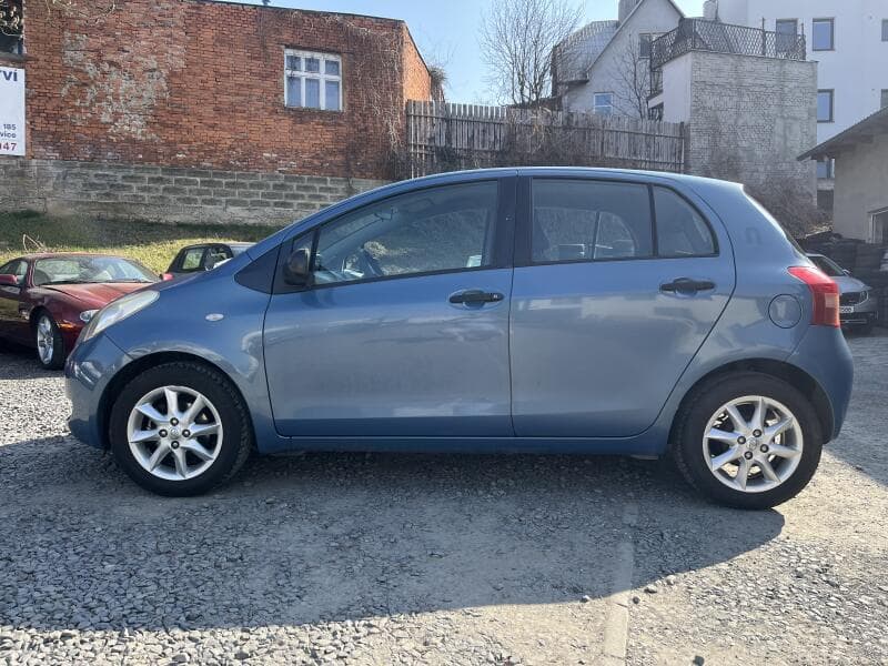 2007 Toyota Yaris - 8