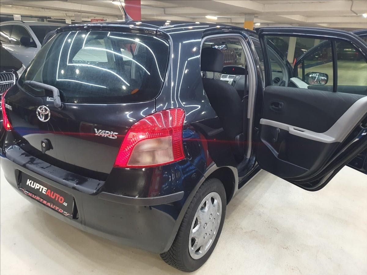 2006 Toyota Yaris - 20