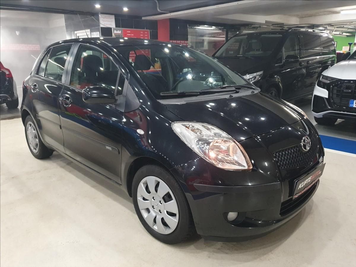 2006 Toyota Yaris - 2