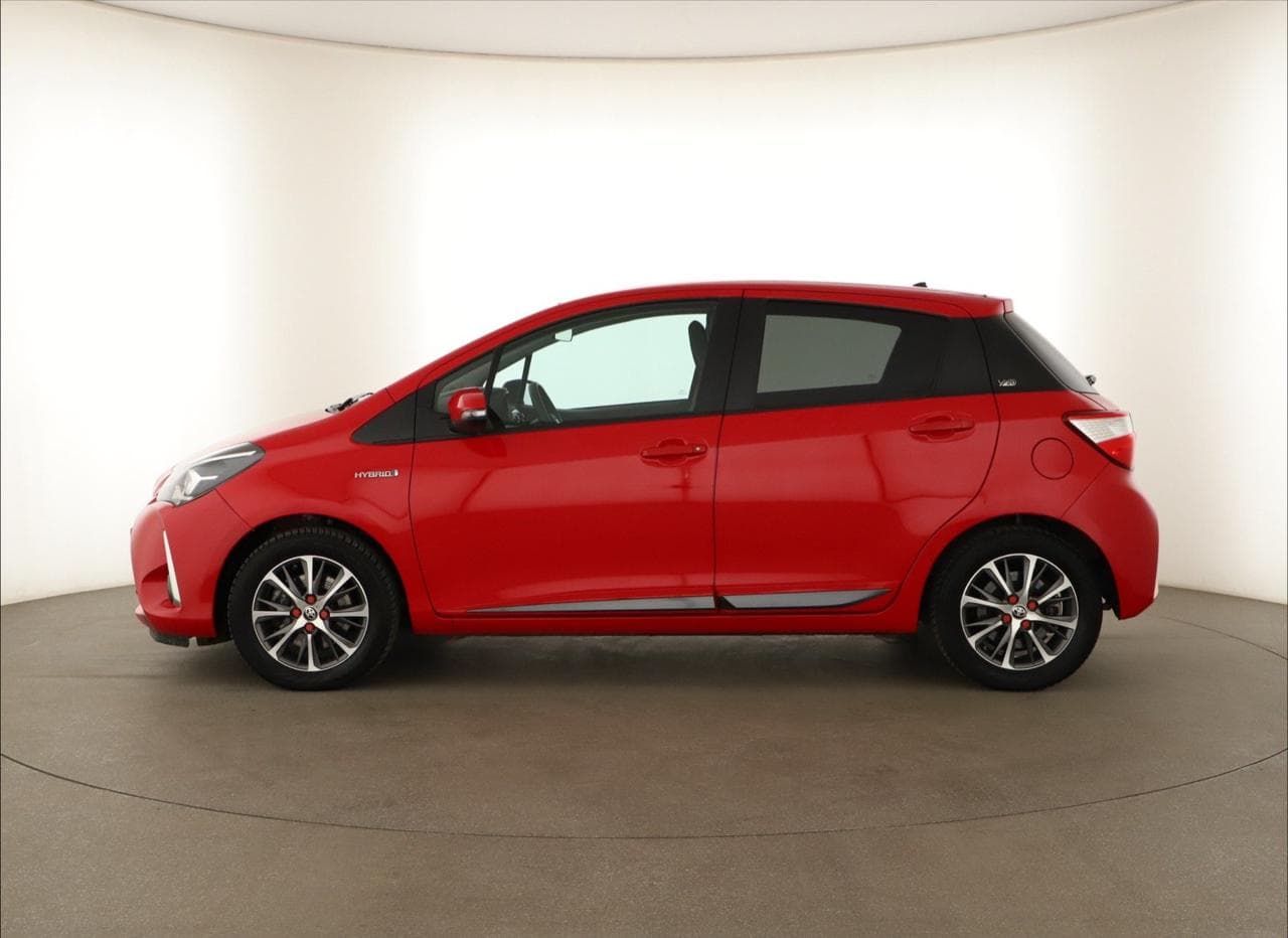 2019 Toyota YARIS - 4