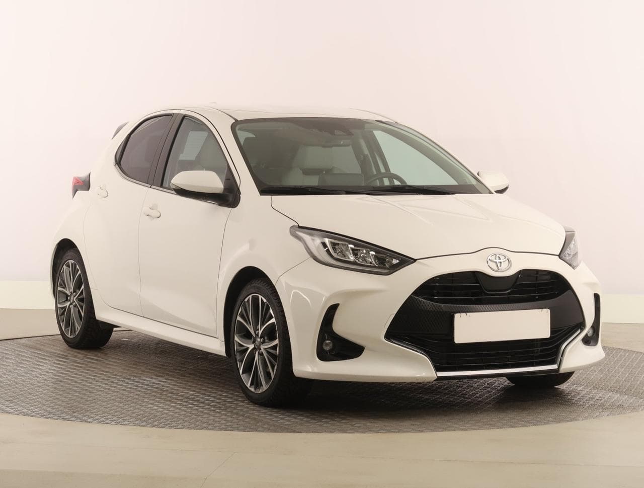 Toyota Yaris 1.5 VVT-i 92kW hatchback