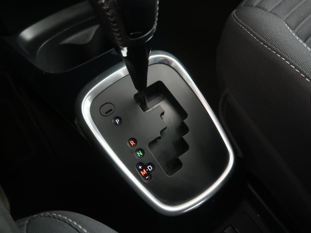 2019 Toyota Yaris - 37