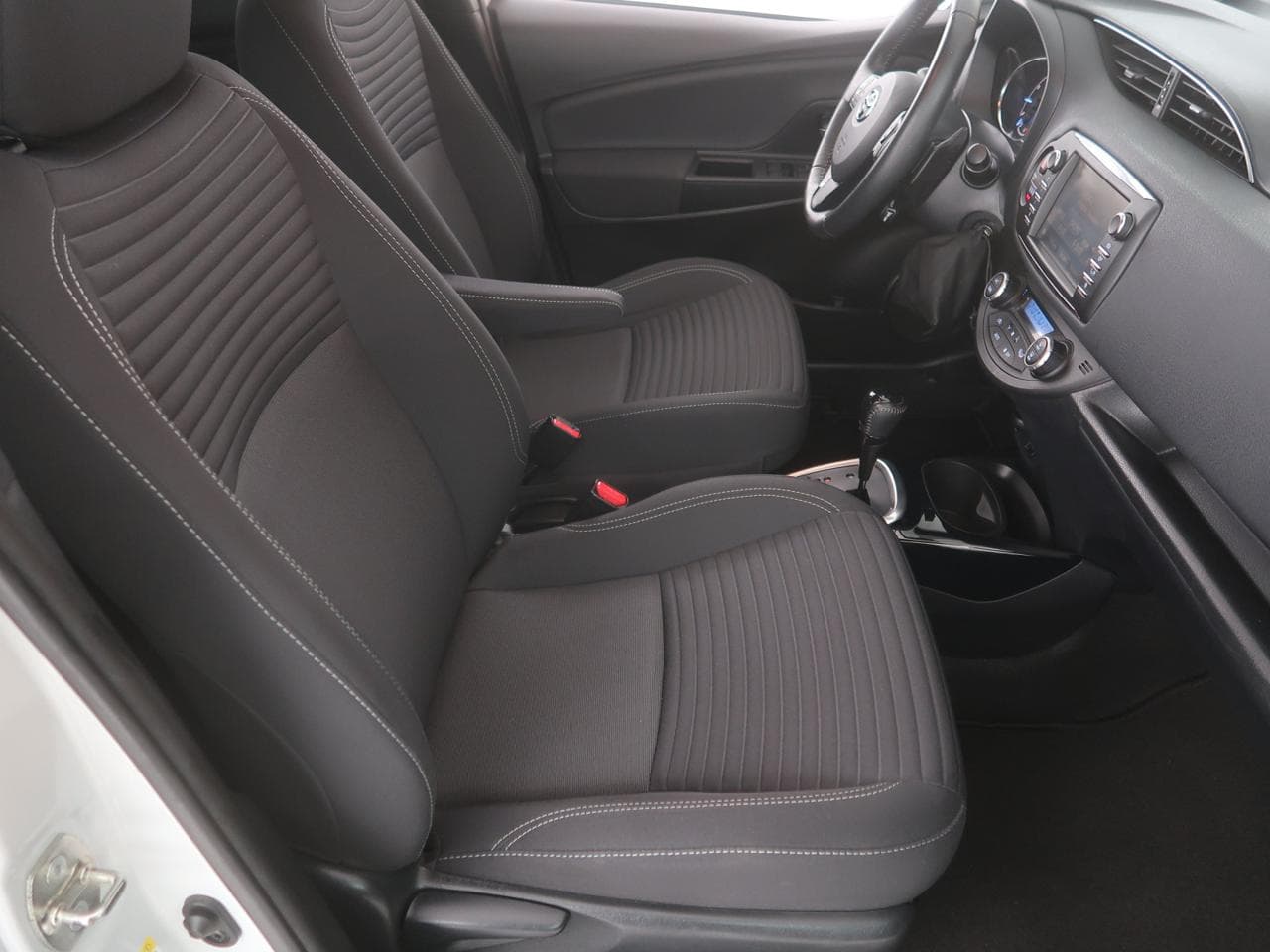 2019 Toyota Yaris - 23