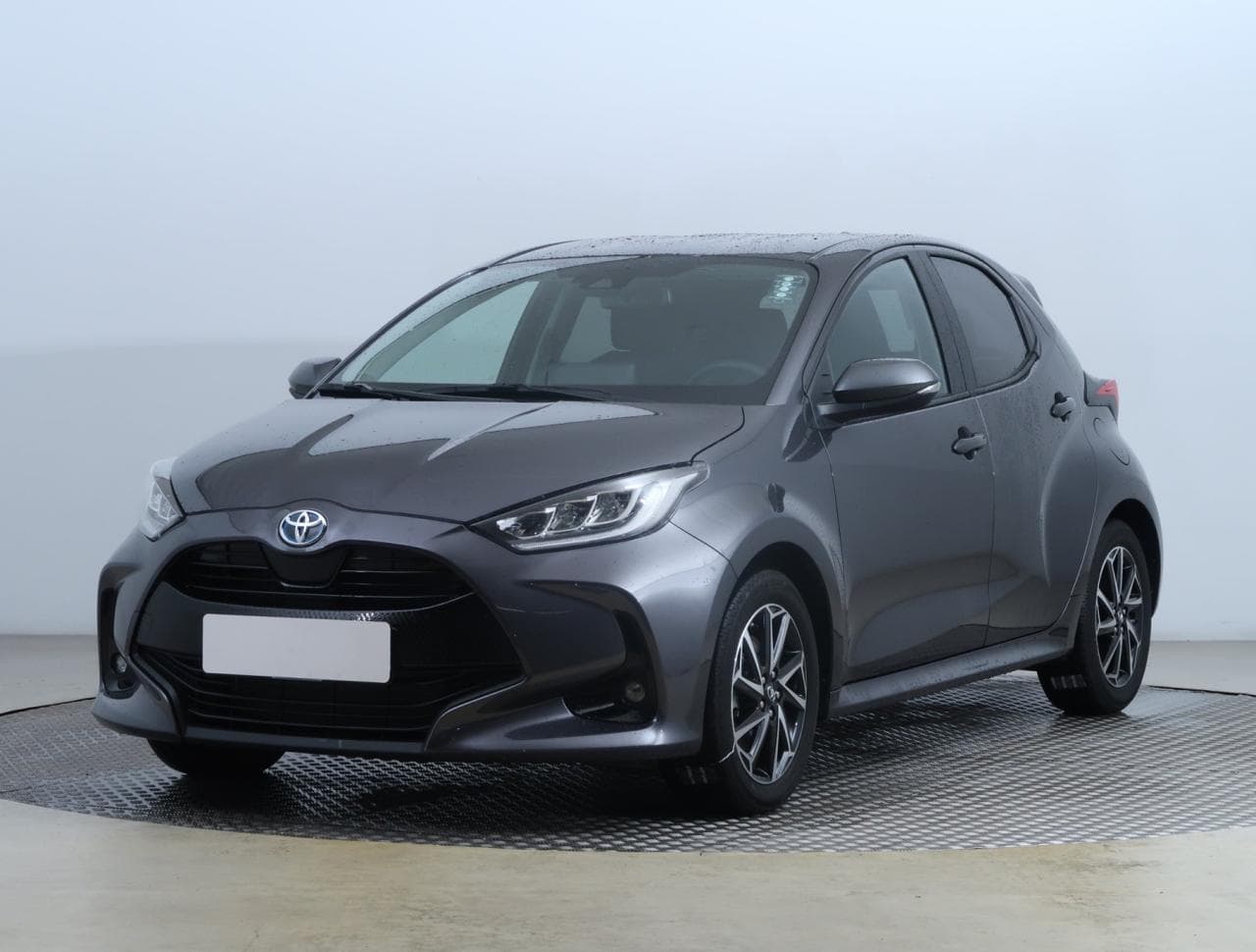 2023 Toyota Yaris - 5