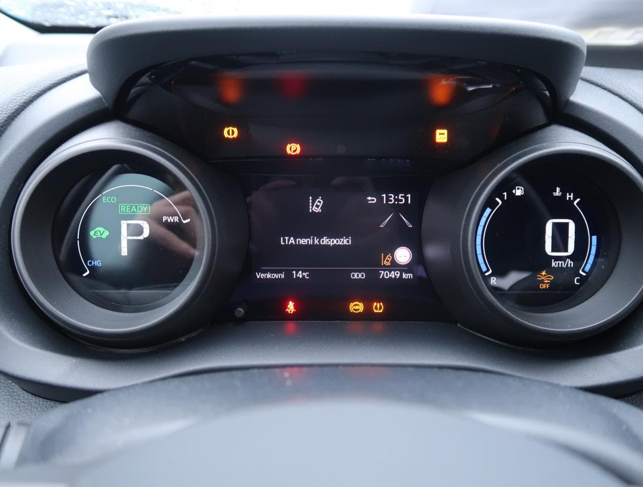 2023 Toyota Yaris - 33