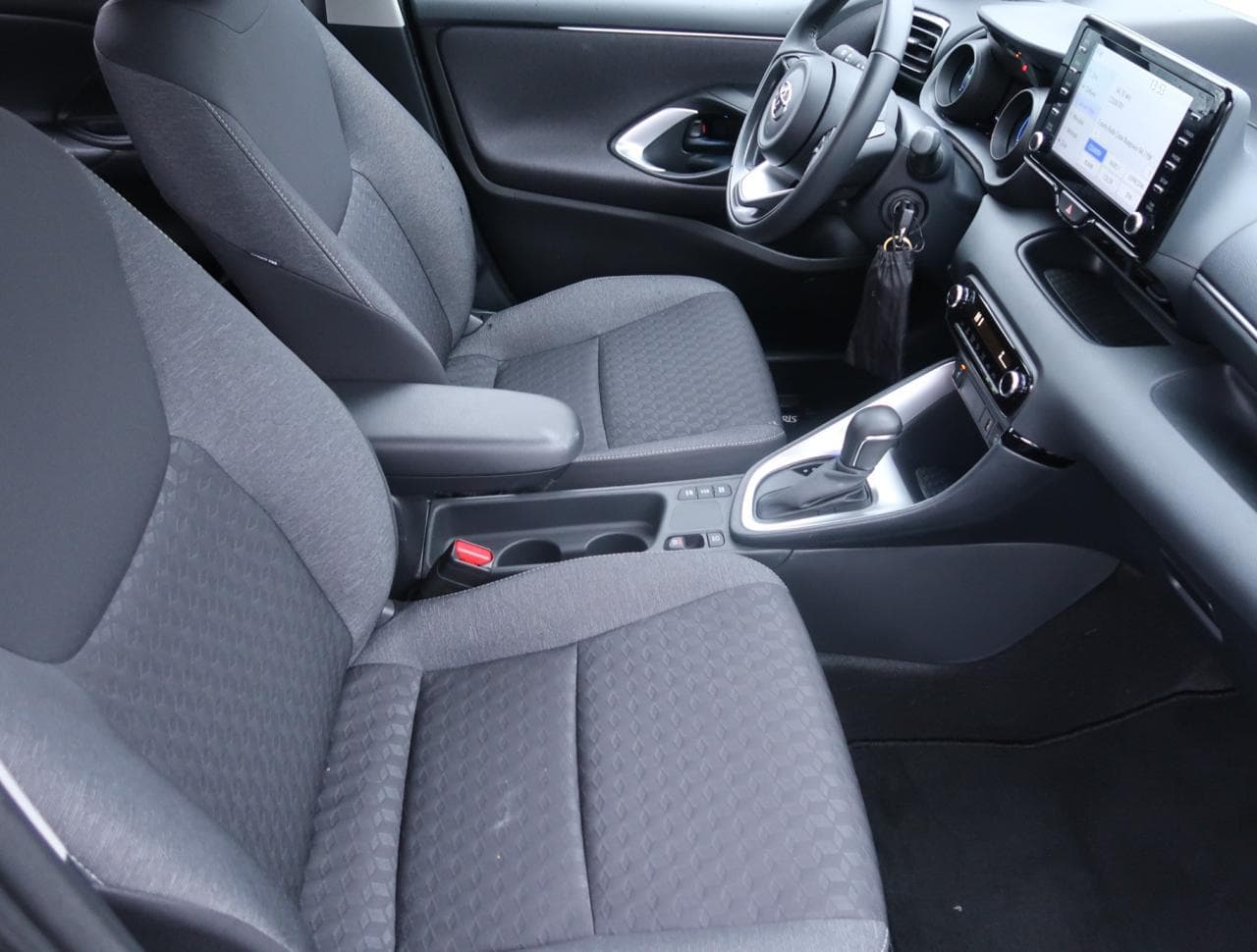 2023 Toyota Yaris - 23