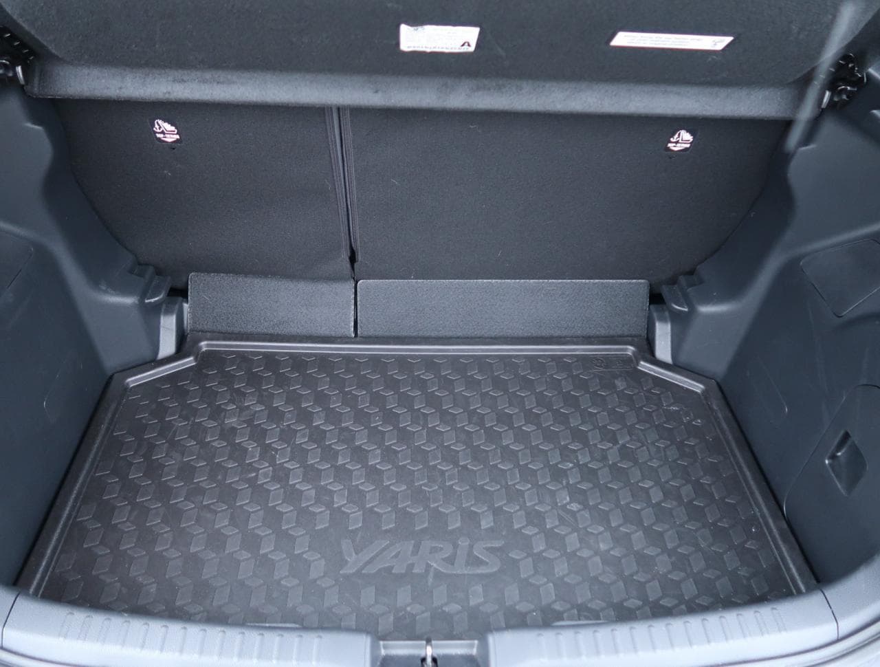 2023 Toyota Yaris - 39
