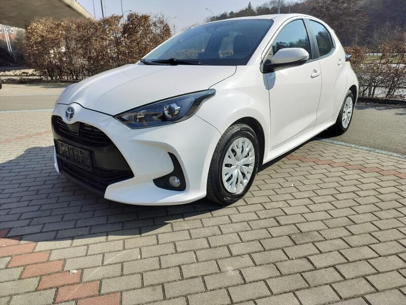 2022 Toyota Yaris - 5