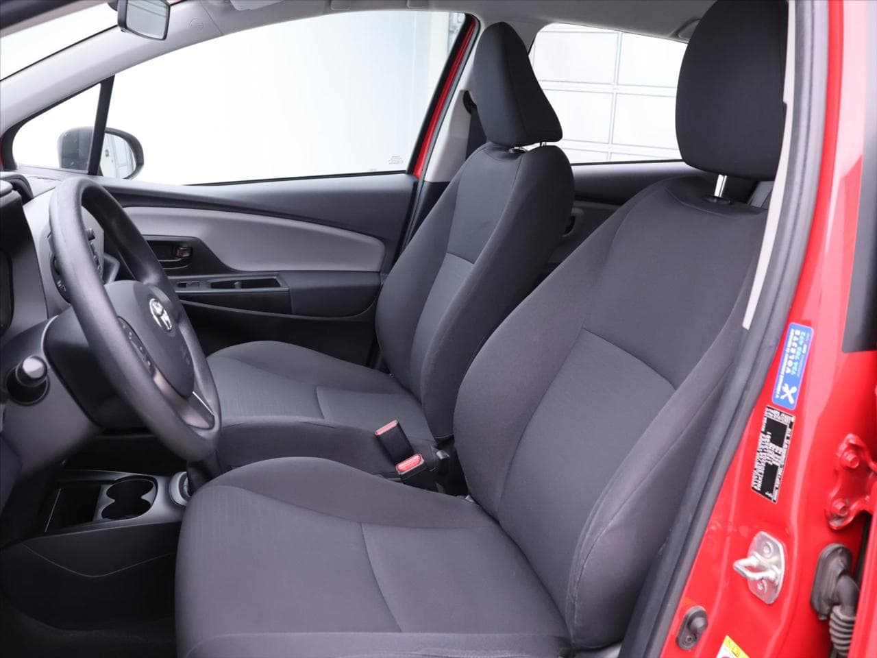 2014 Toyota YARIS - 9