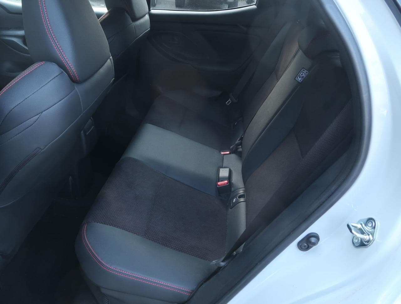 2023 Toyota YARIS - 15