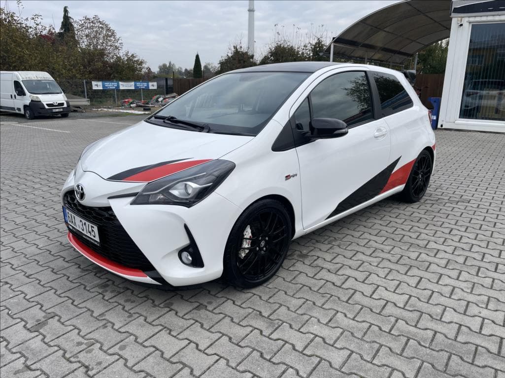 2018 Toyota YARIS