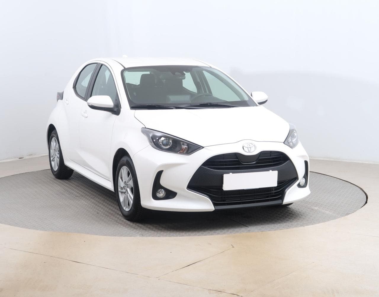 2024 Toyota YARIS