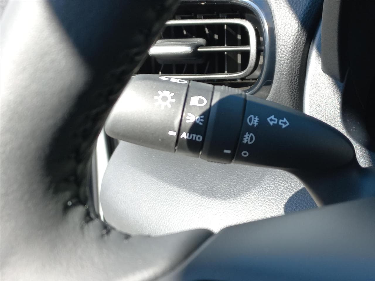 2026 Toyota YARIS - 15
