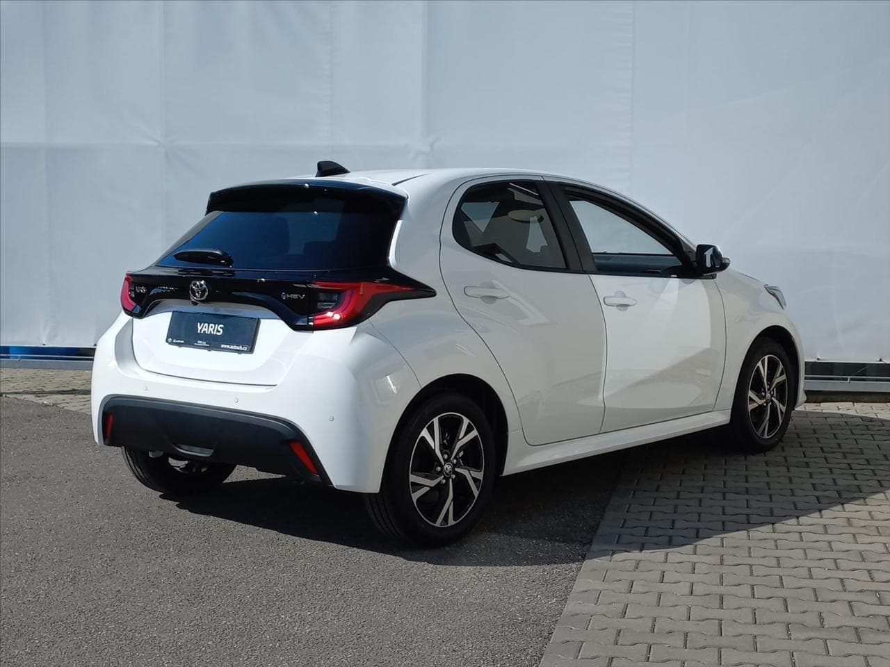 2026 Toyota YARIS - 3