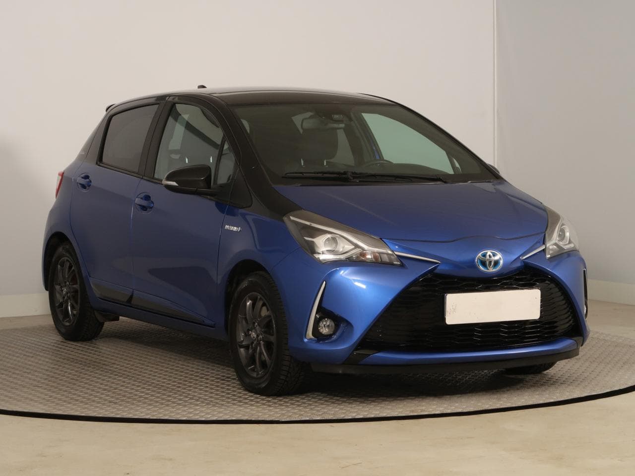 2018 Toyota YARIS