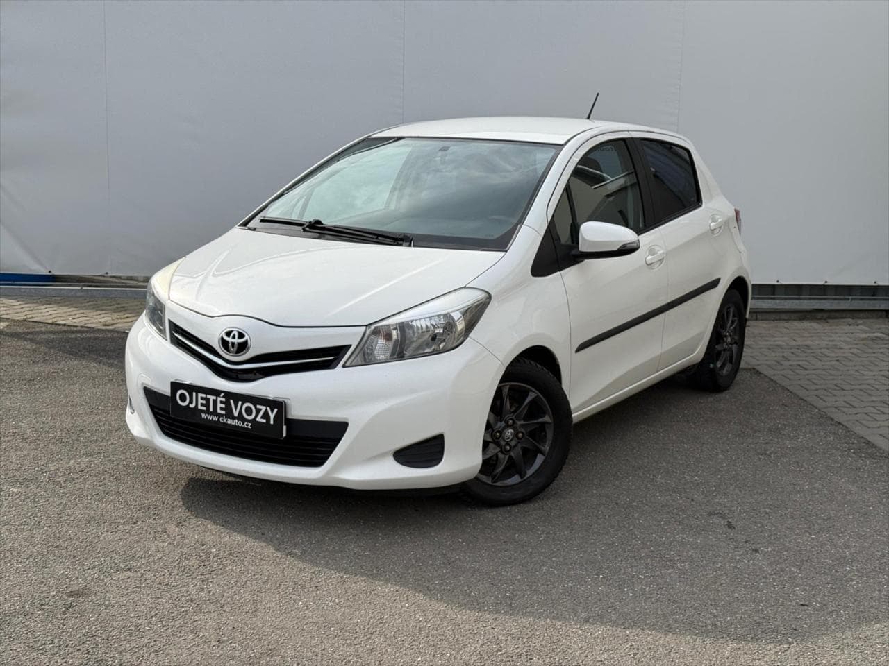 2011 Toyota YARIS