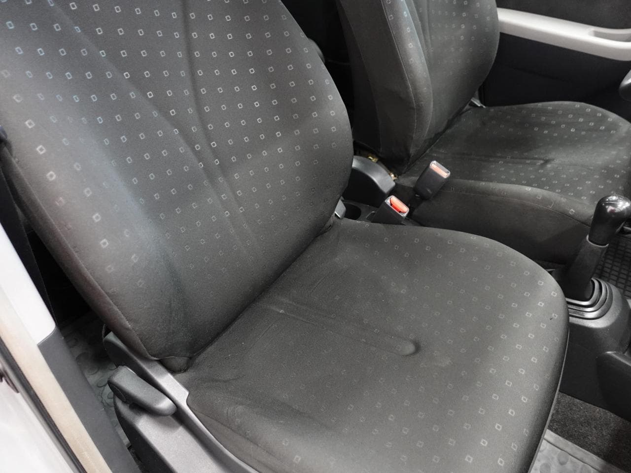 2007 Toyota YARIS - 10