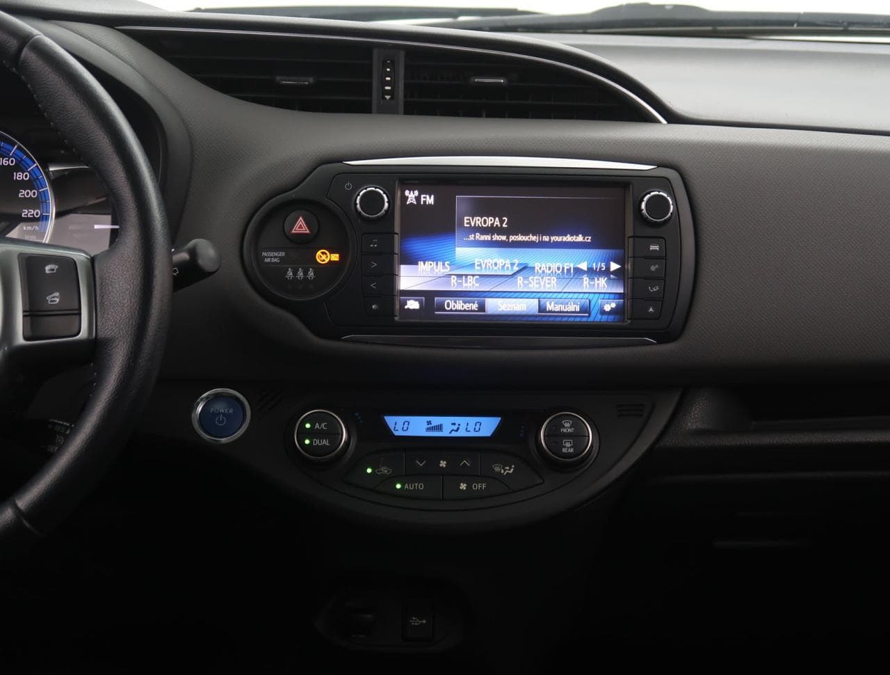 2015 Toyota YARIS - 21