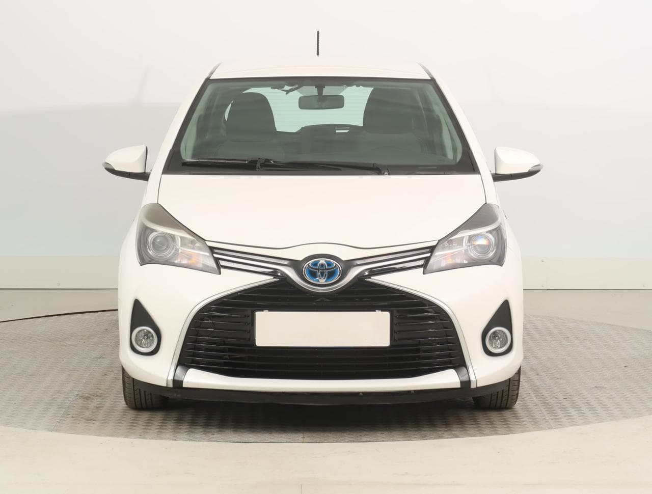 2015 Toyota YARIS - 2