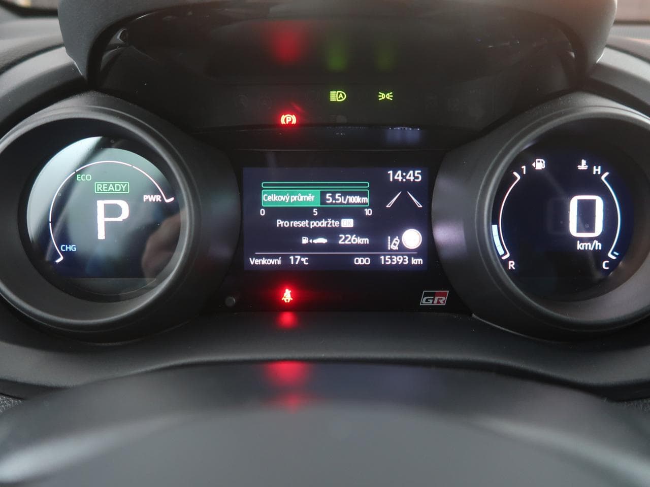 2023 Toyota YARIS - 31