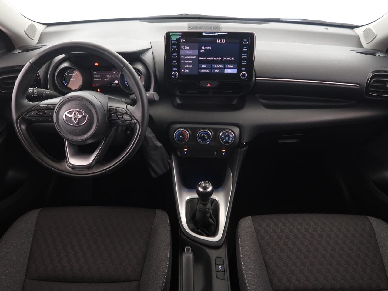 2023 Toyota YARIS - 10