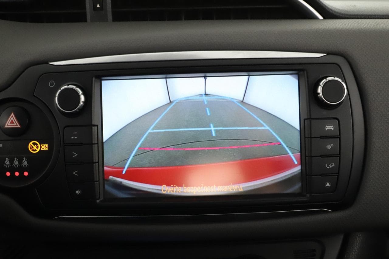 2016 Toyota YARIS - 19