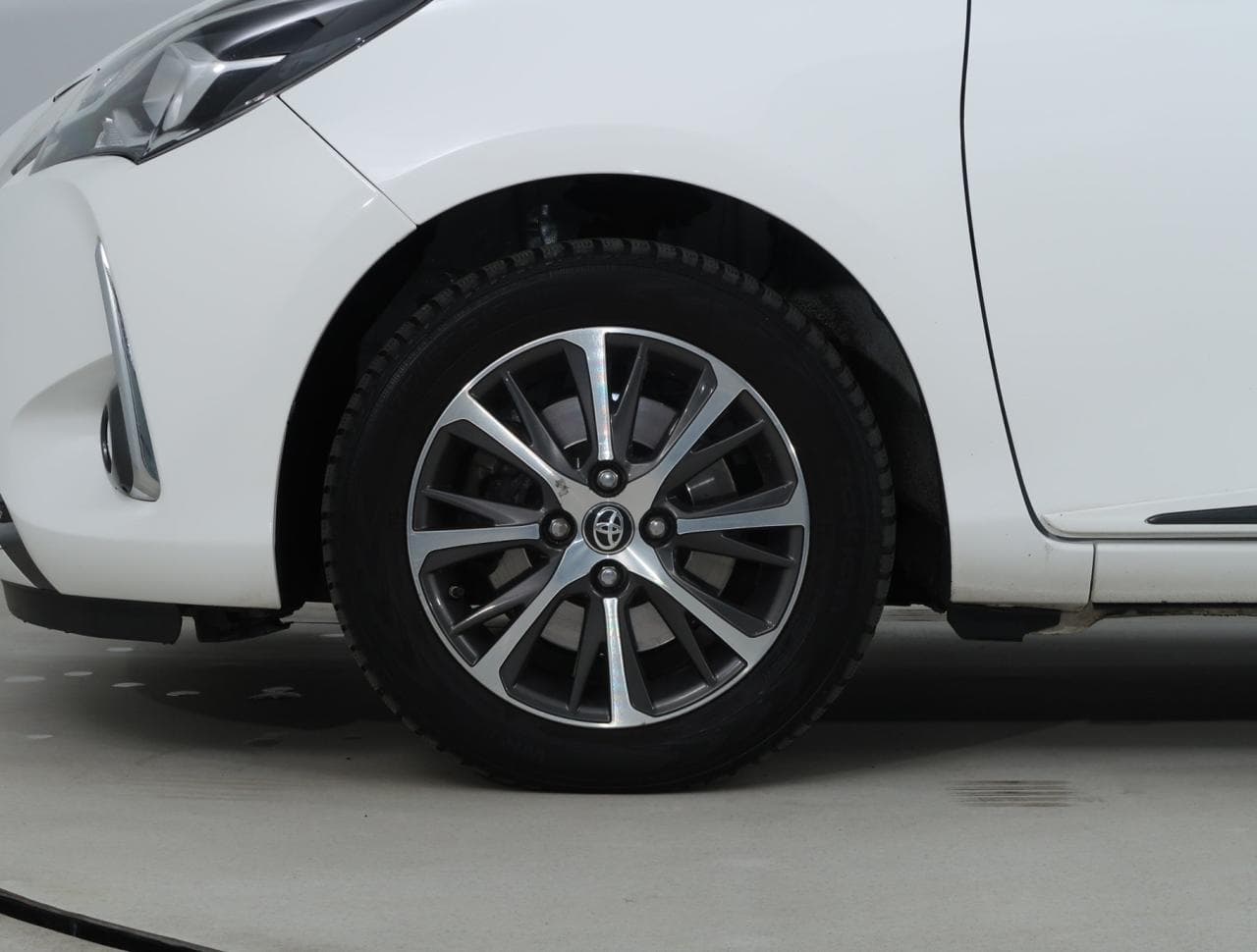2019 Toyota YARIS - 20