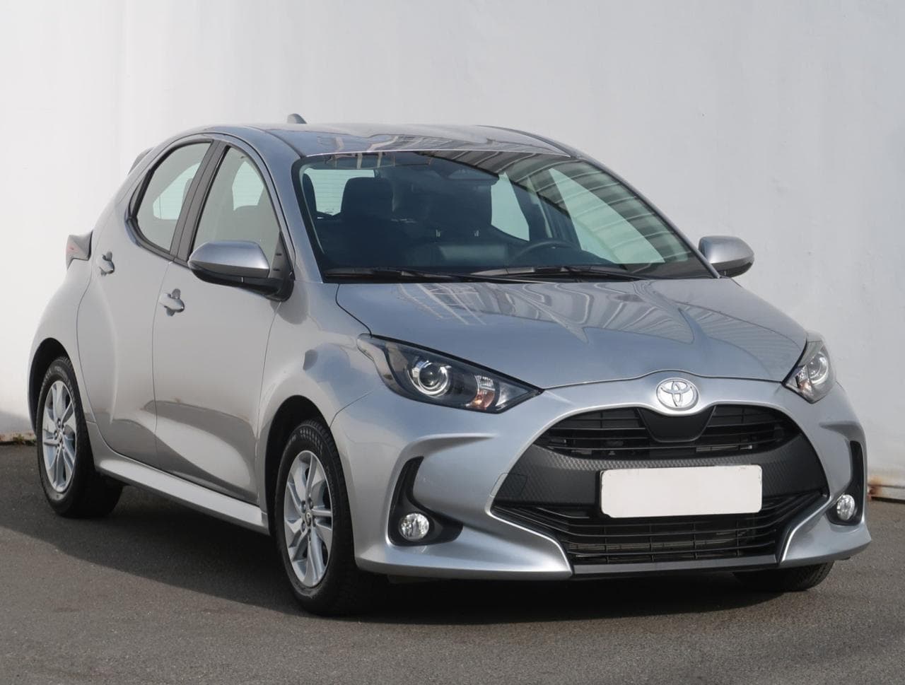 2024 Toyota YARIS