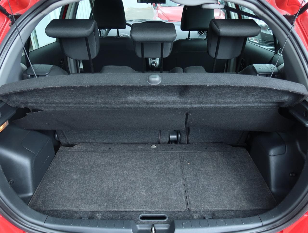 2007 Toyota YARIS - 19