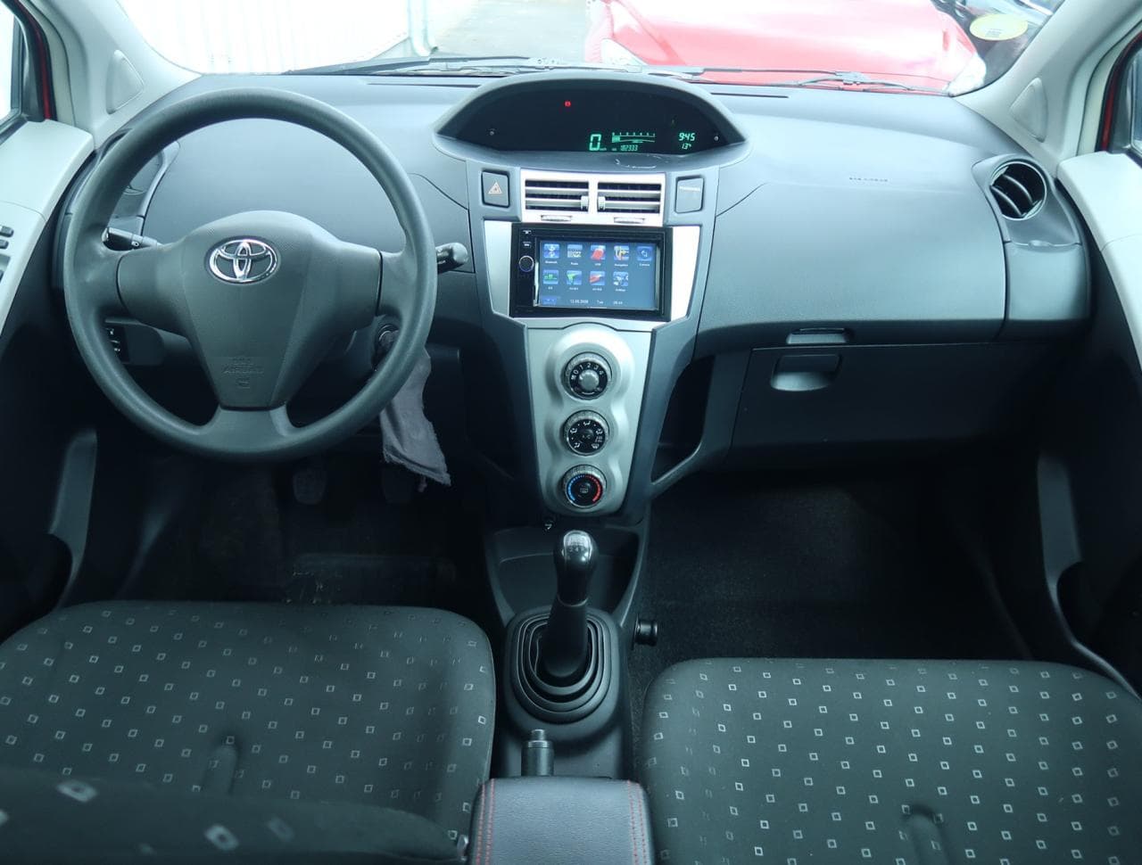2007 Toyota YARIS - 10