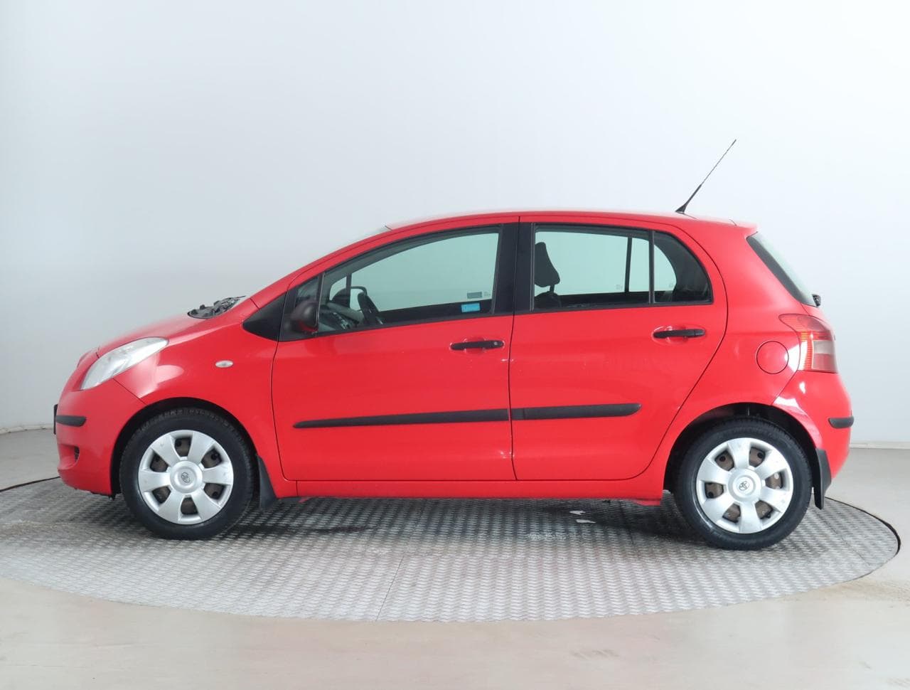 2007 Toyota YARIS - 4