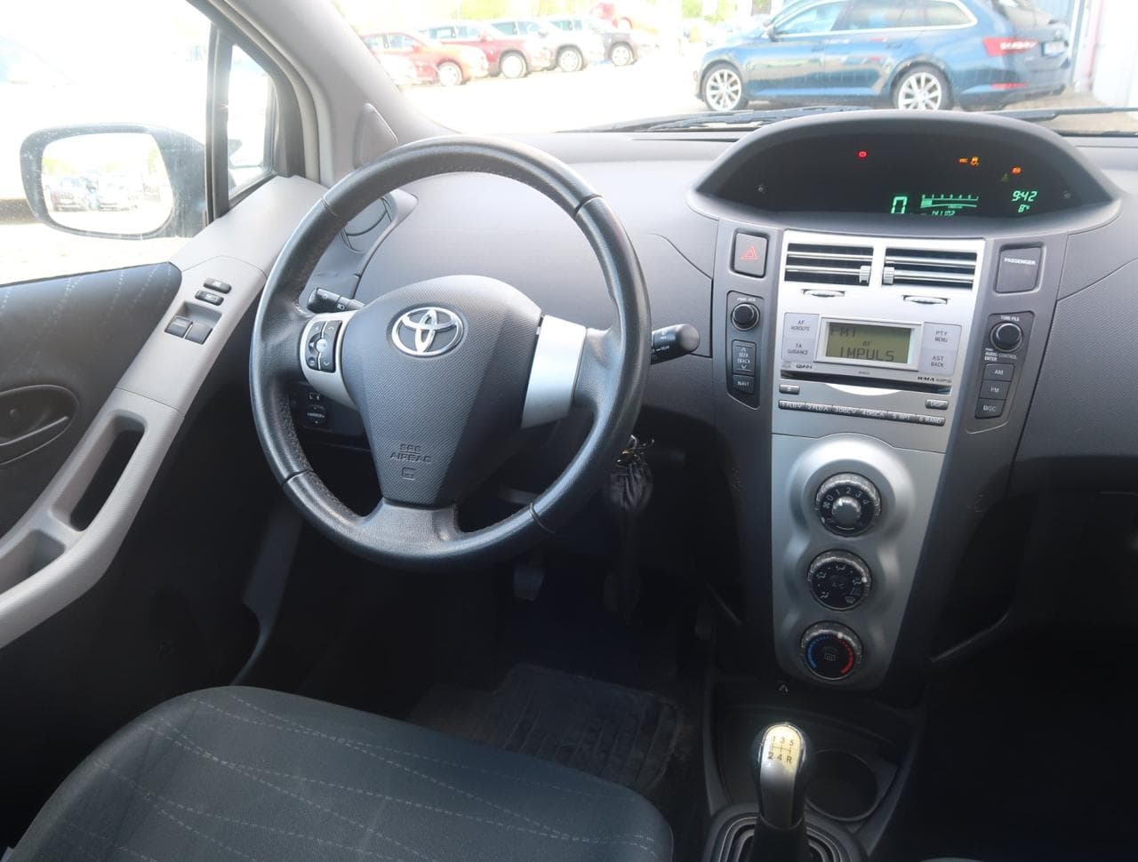 2008 Toyota YARIS - 9