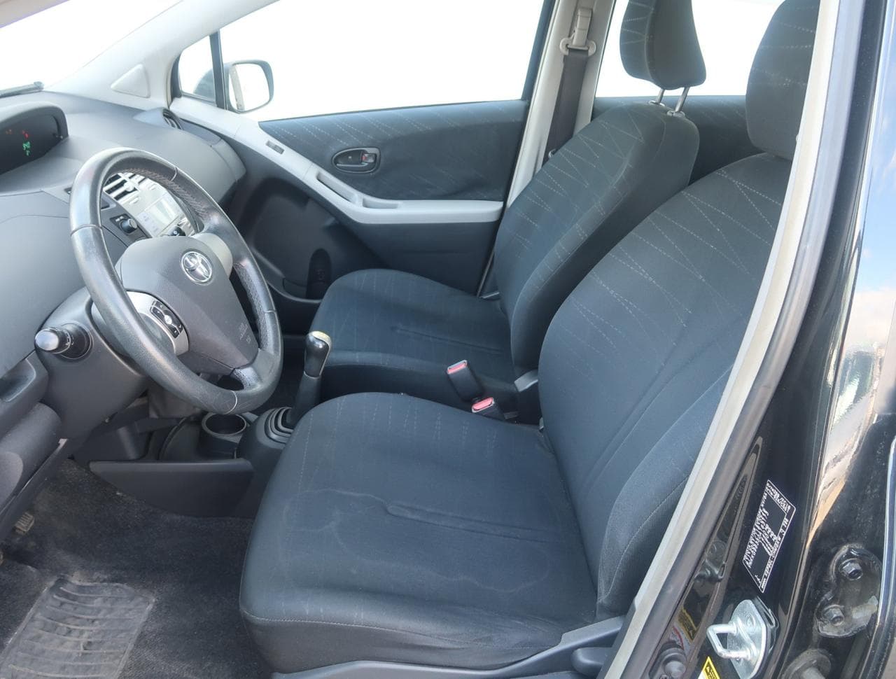 2008 Toyota YARIS - 16