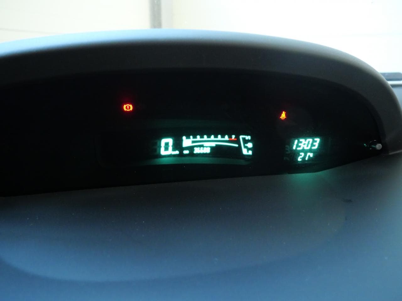 2009 Toyota YARIS - 28
