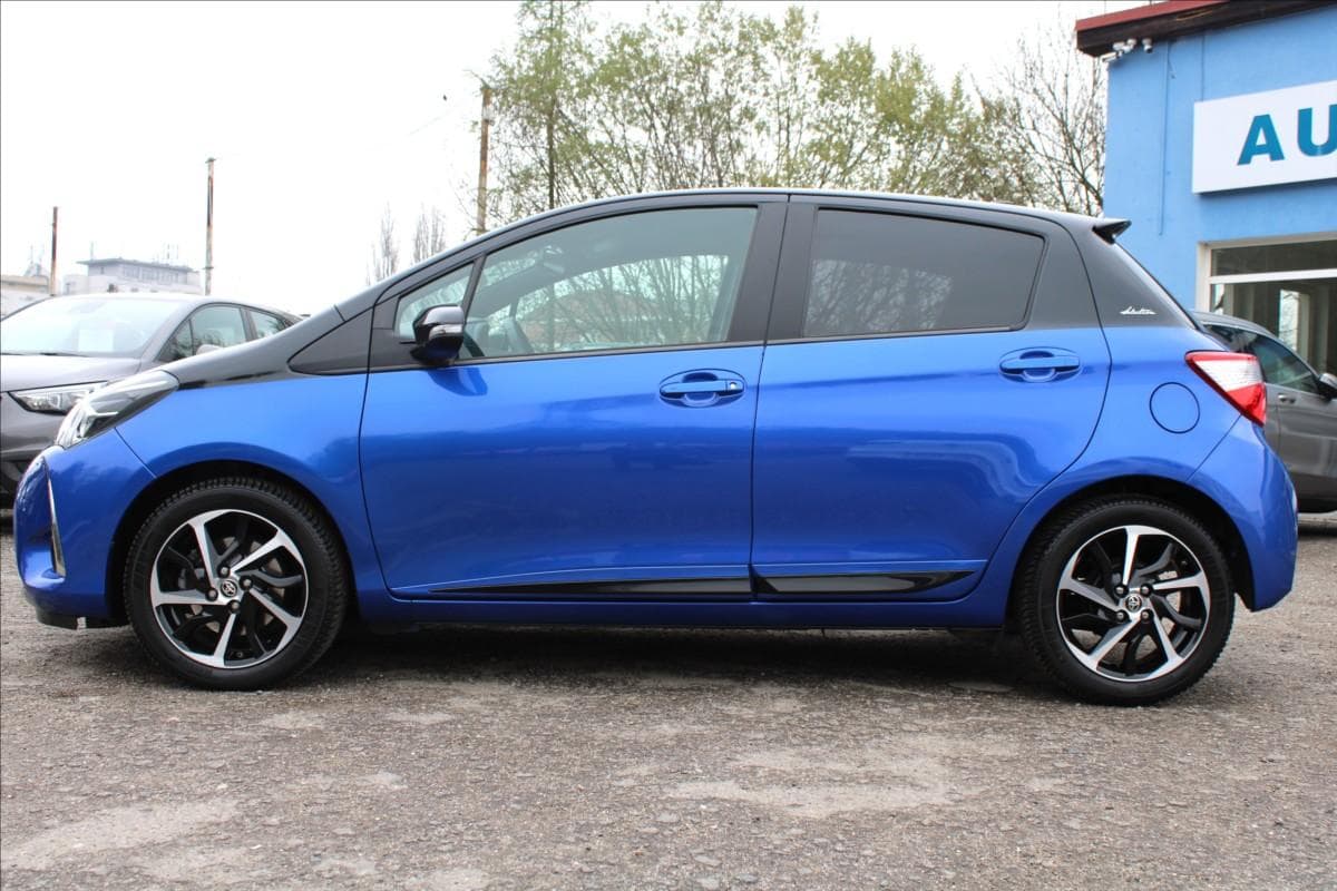 2020 Toyota YARIS - 7