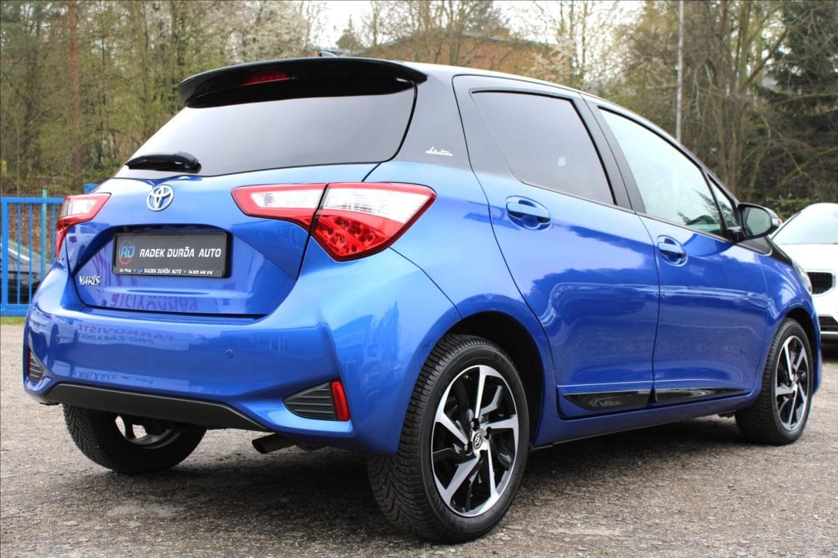 2020 Toyota YARIS - 4