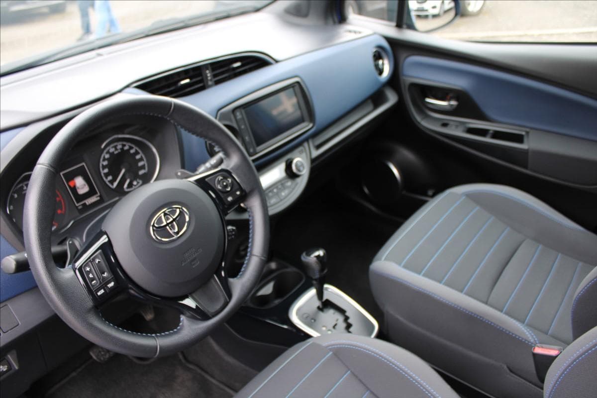 2020 Toyota YARIS - 8