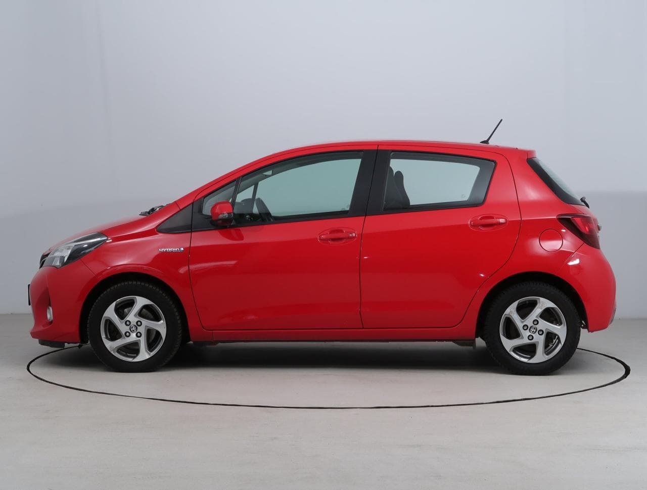 2016 Toyota YARIS - 4
