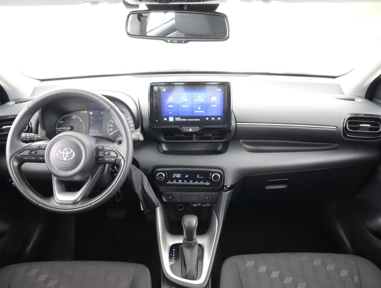 2024 Toyota YARIS - 10