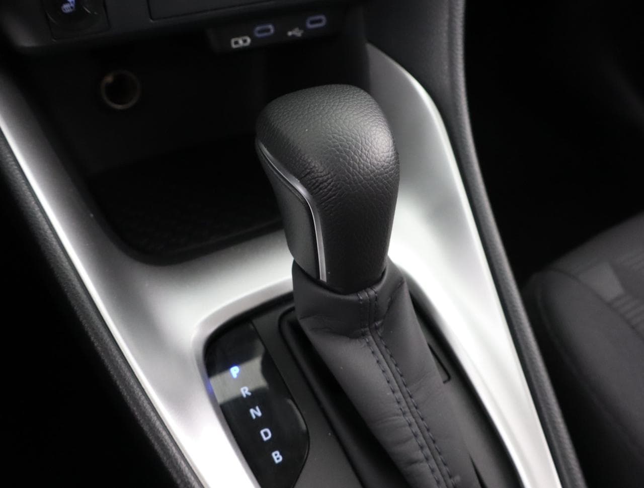 2024 Toyota YARIS - 19