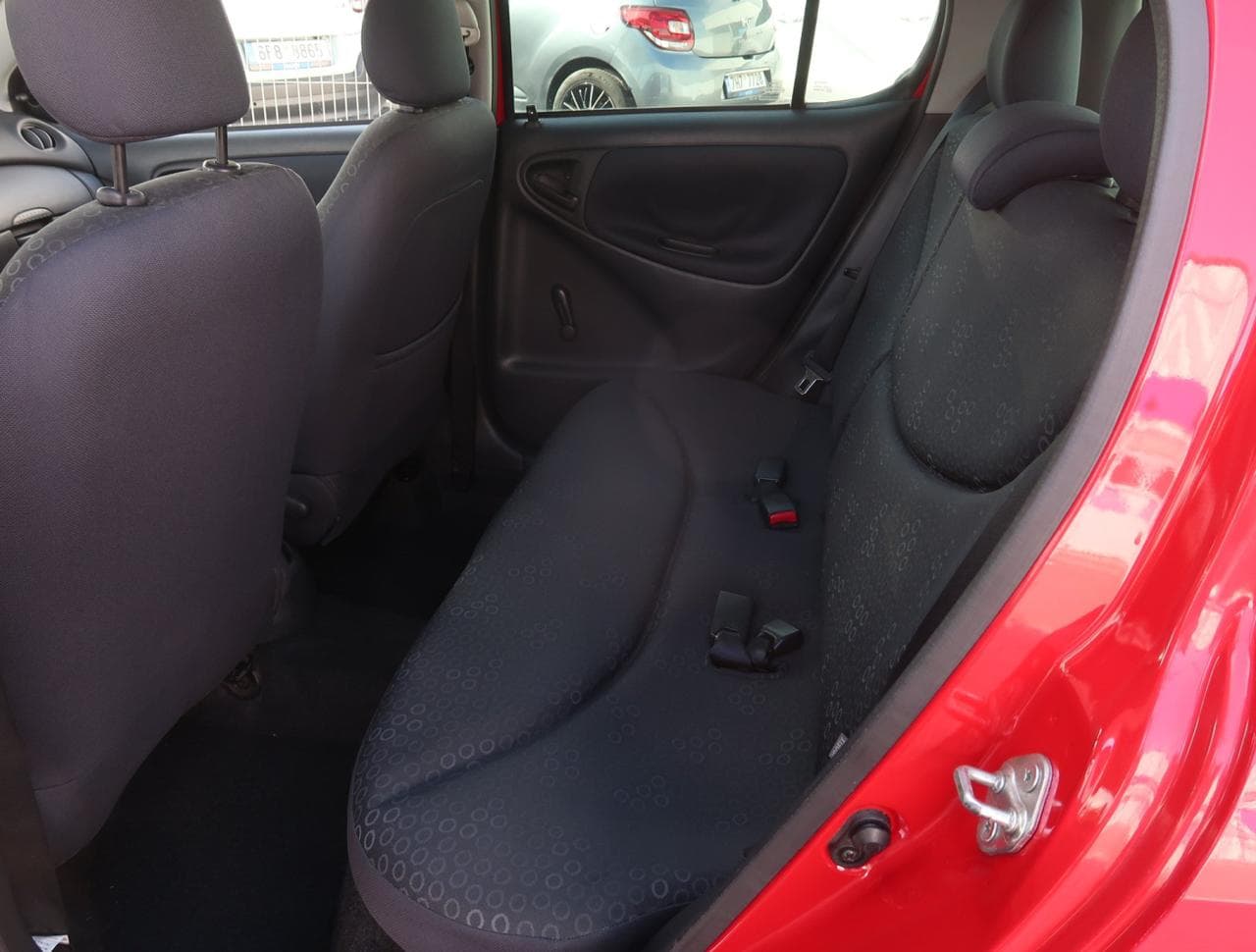 2006 Toyota YARIS - 15